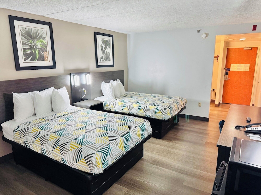 Motel6 Milford, CT 36/74