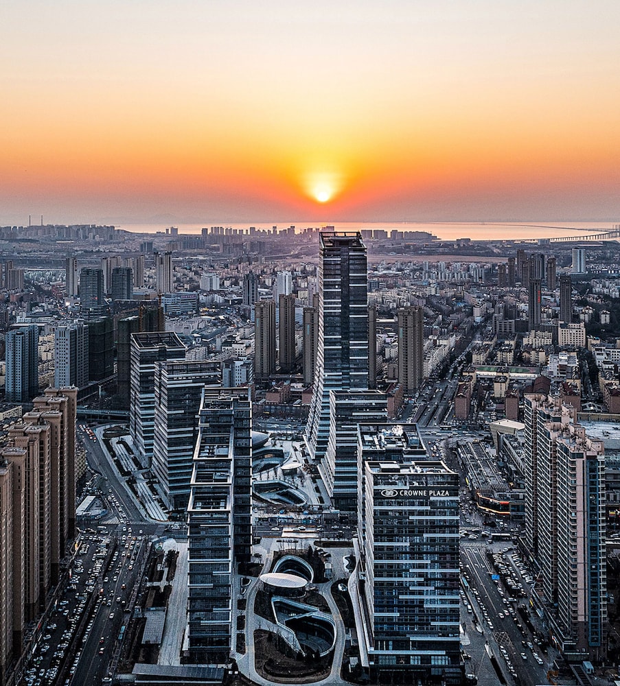Holiday Inn Express Qingdao Jinshui 45/49