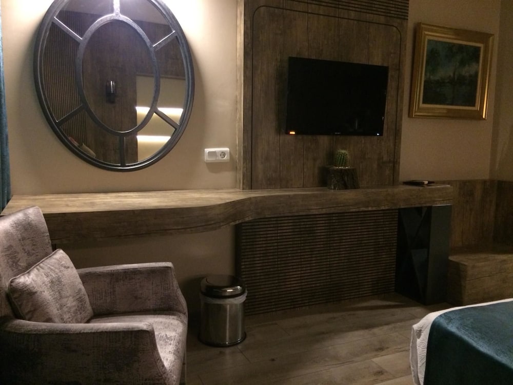 AKTAS HOTEL 24/45