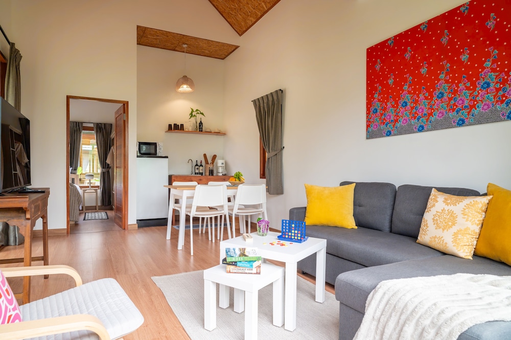 Luxury Farm House 30/50