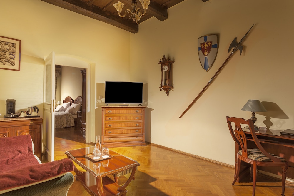 Boutique Hotel Constans 34/50
