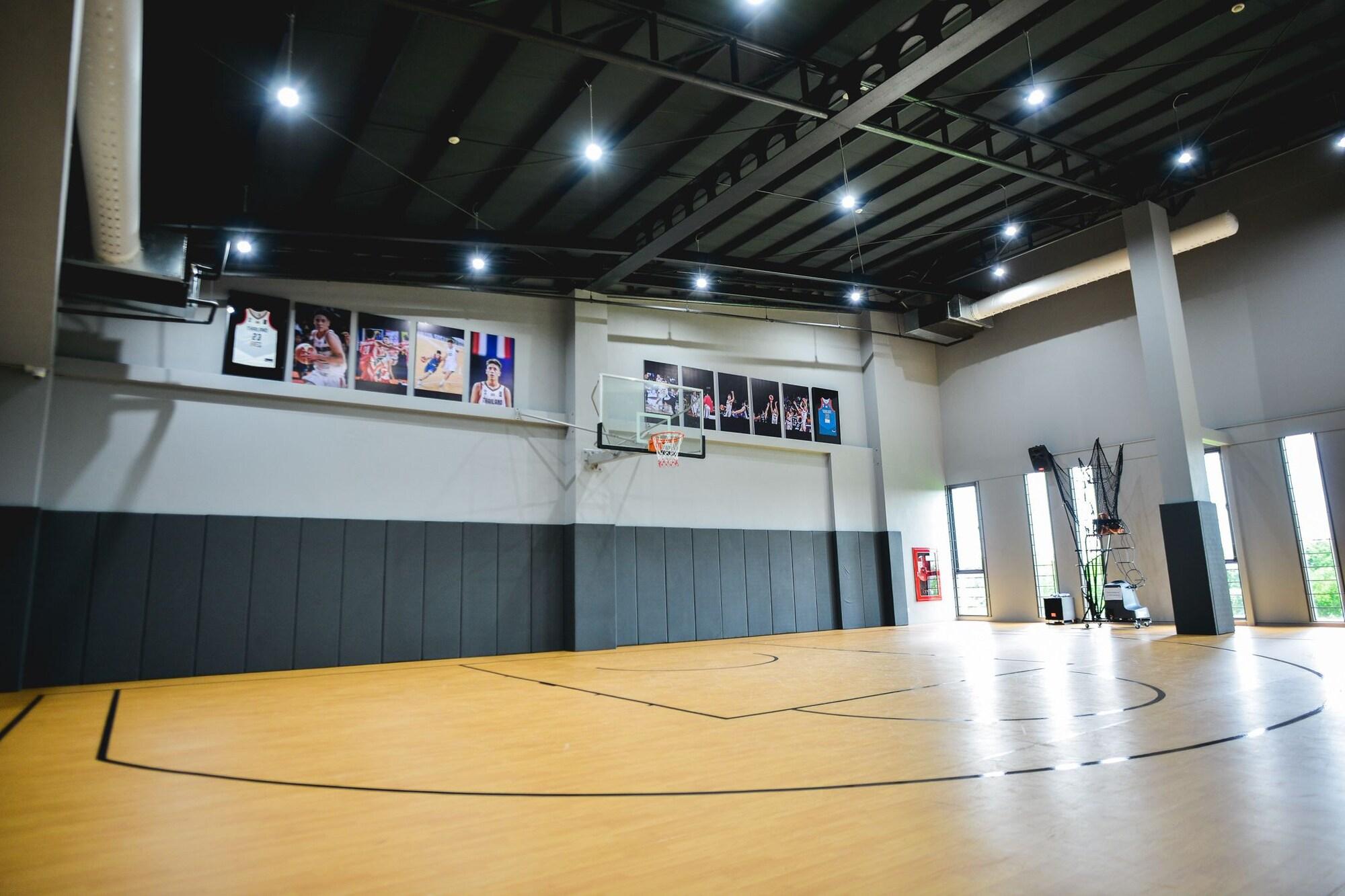 9D Sport Hotel 8/59