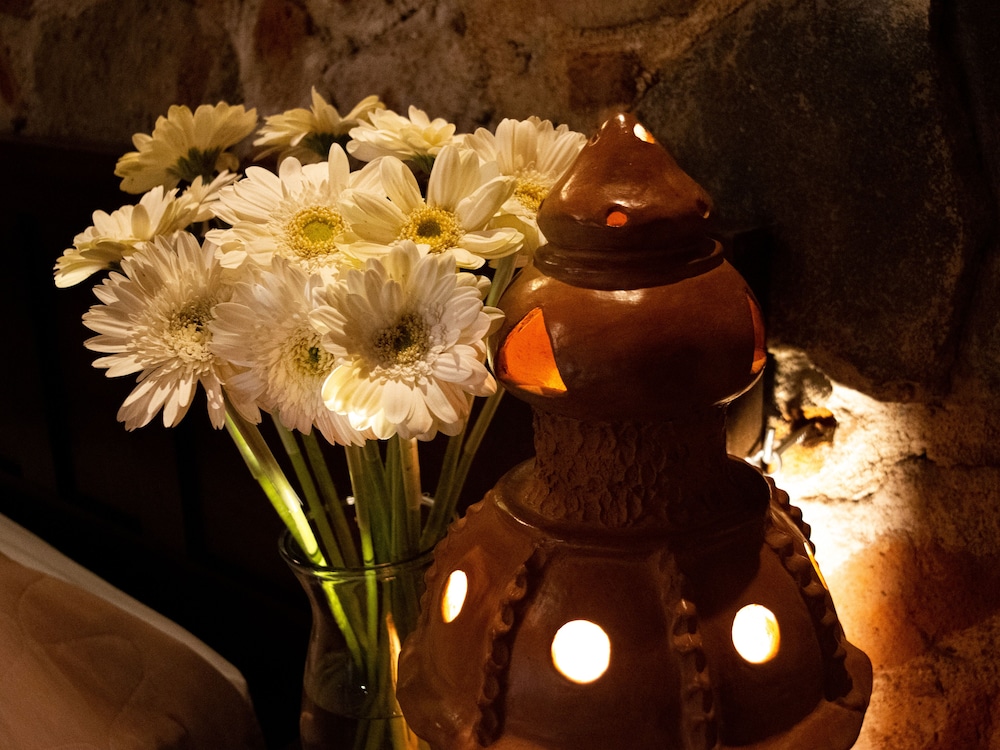 Naif Boutique Hotel & Gallery 37/68