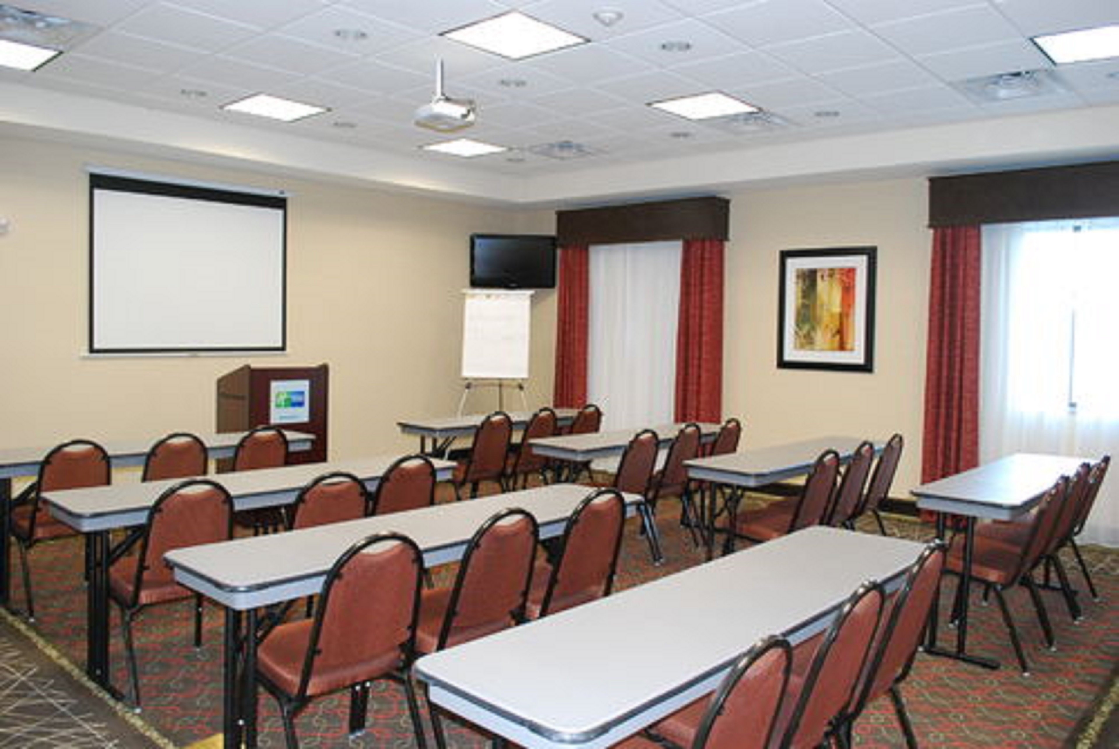 Holiday Inn Express Hotel & Suites Houston South - Pearland 54/61