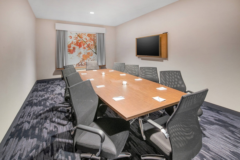 Fairfield Inn & Suites by Marriott Columbus New Albany 43/47