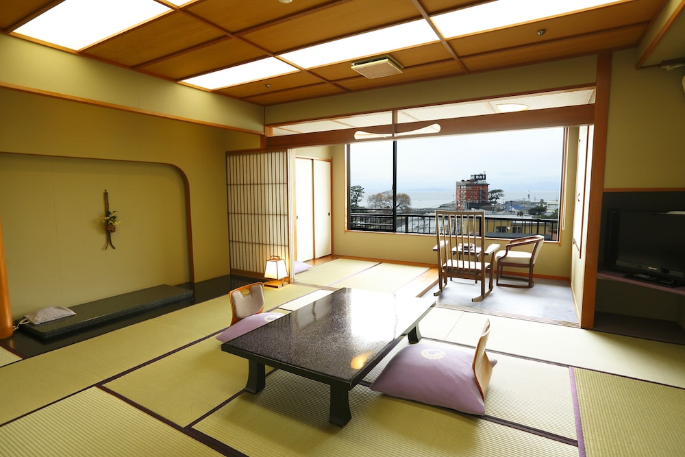 Toi Fujiya Hotel 8/31