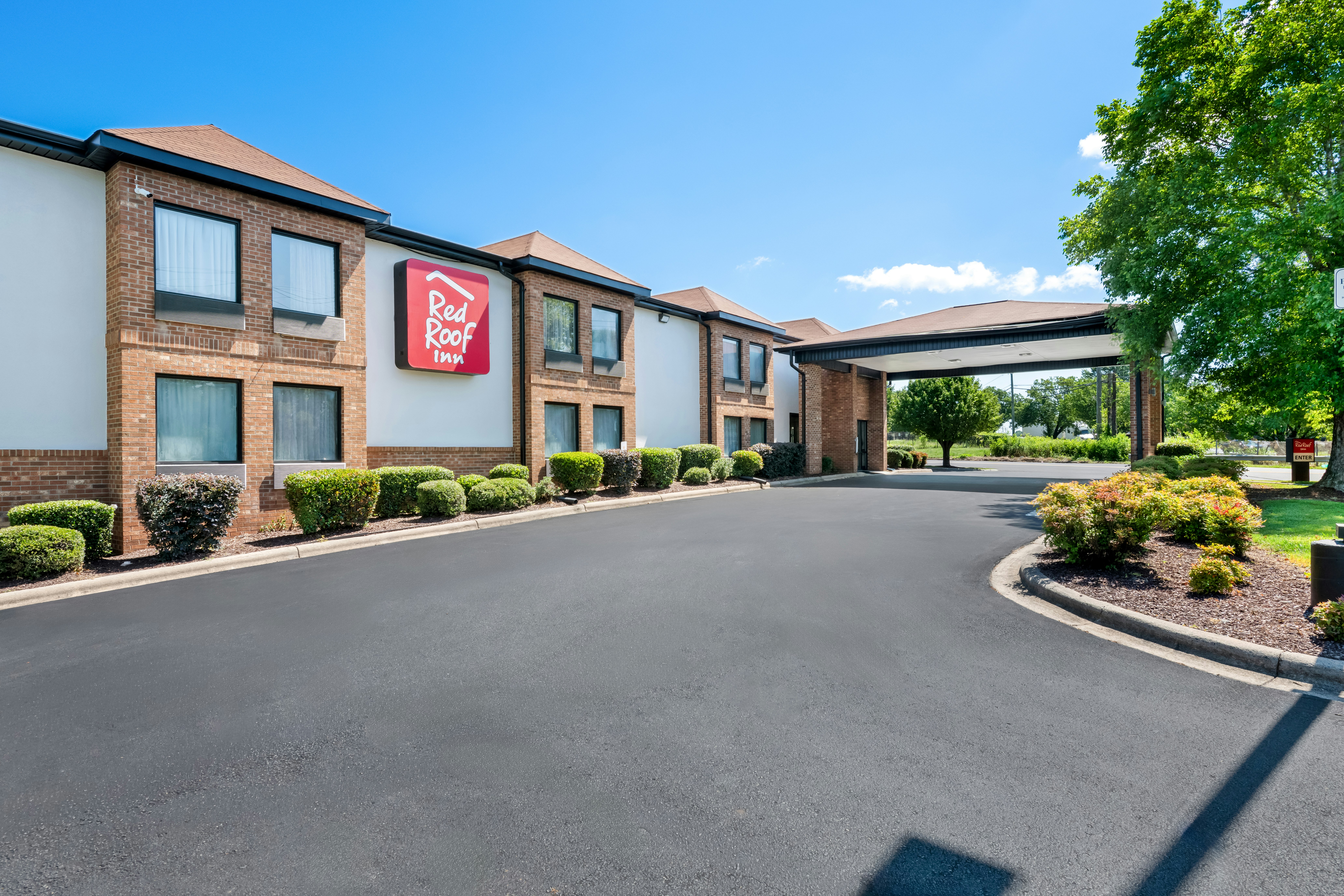 Red Roof Inn Charlotte - University 31/34