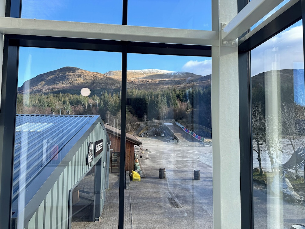 The Base Camp Hotel 30/58