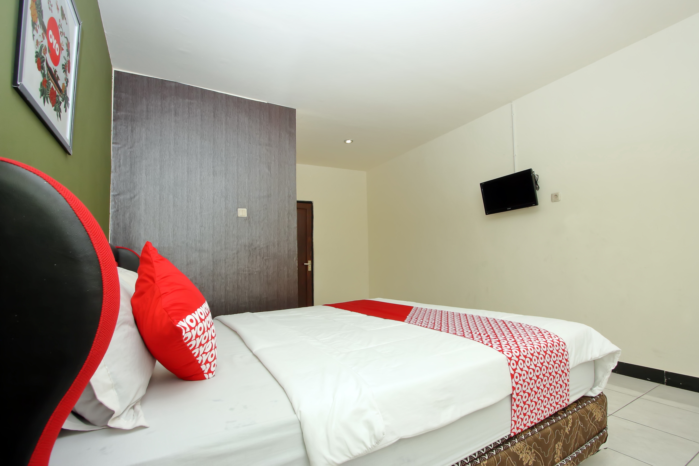 OYO 933 Wisma Malawen 16/33