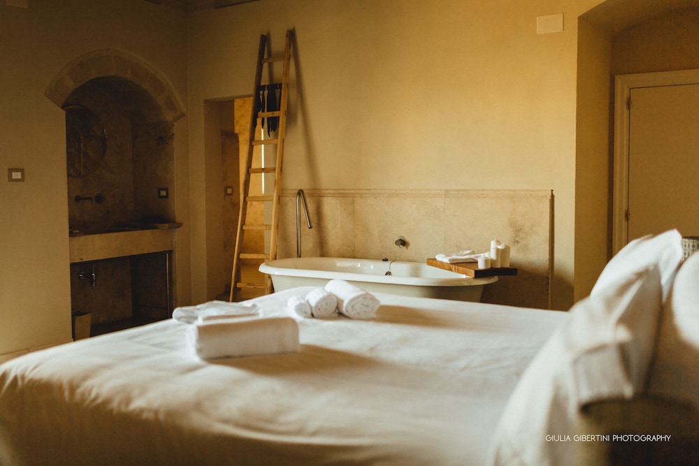 Palazzo del Duca Hotel & Restaurant 55/102