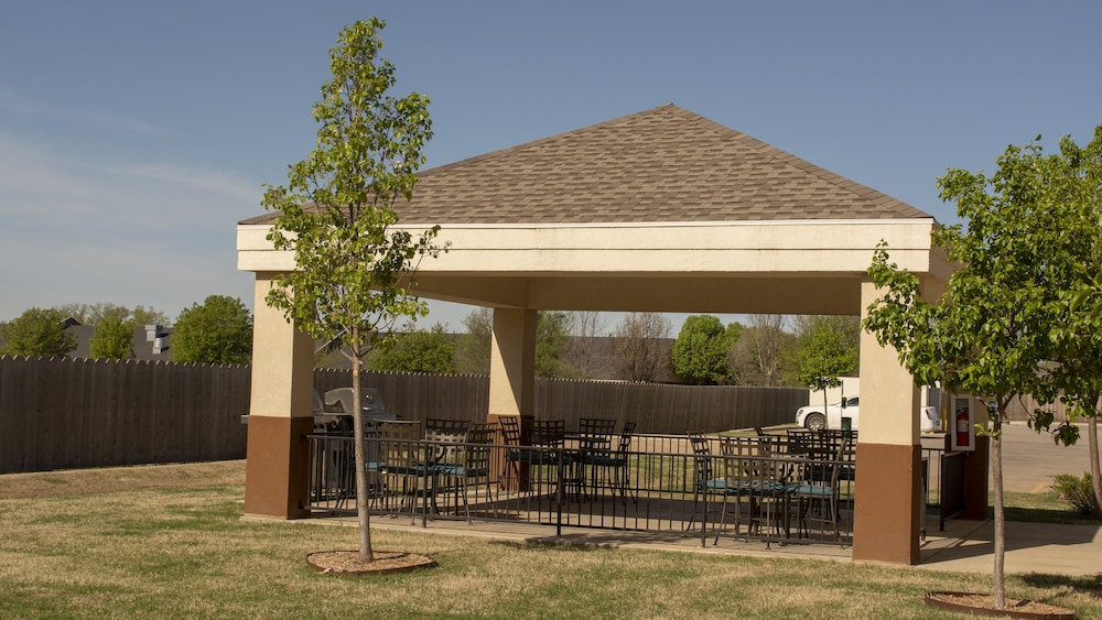 Candlewood Suites Enid 5/36