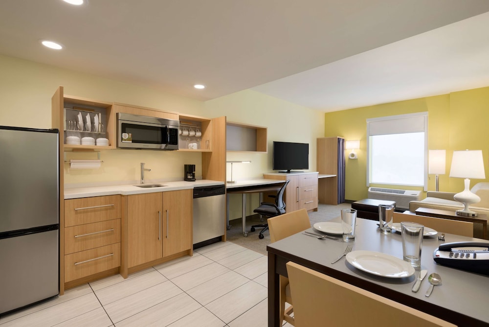 Home2 Suites By Hilton Clarksville/Ft. Campbell 42/48