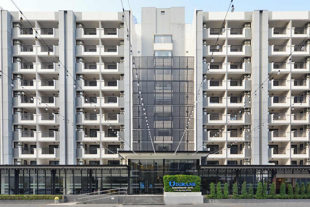 O2 Luxury Hotel 2/71