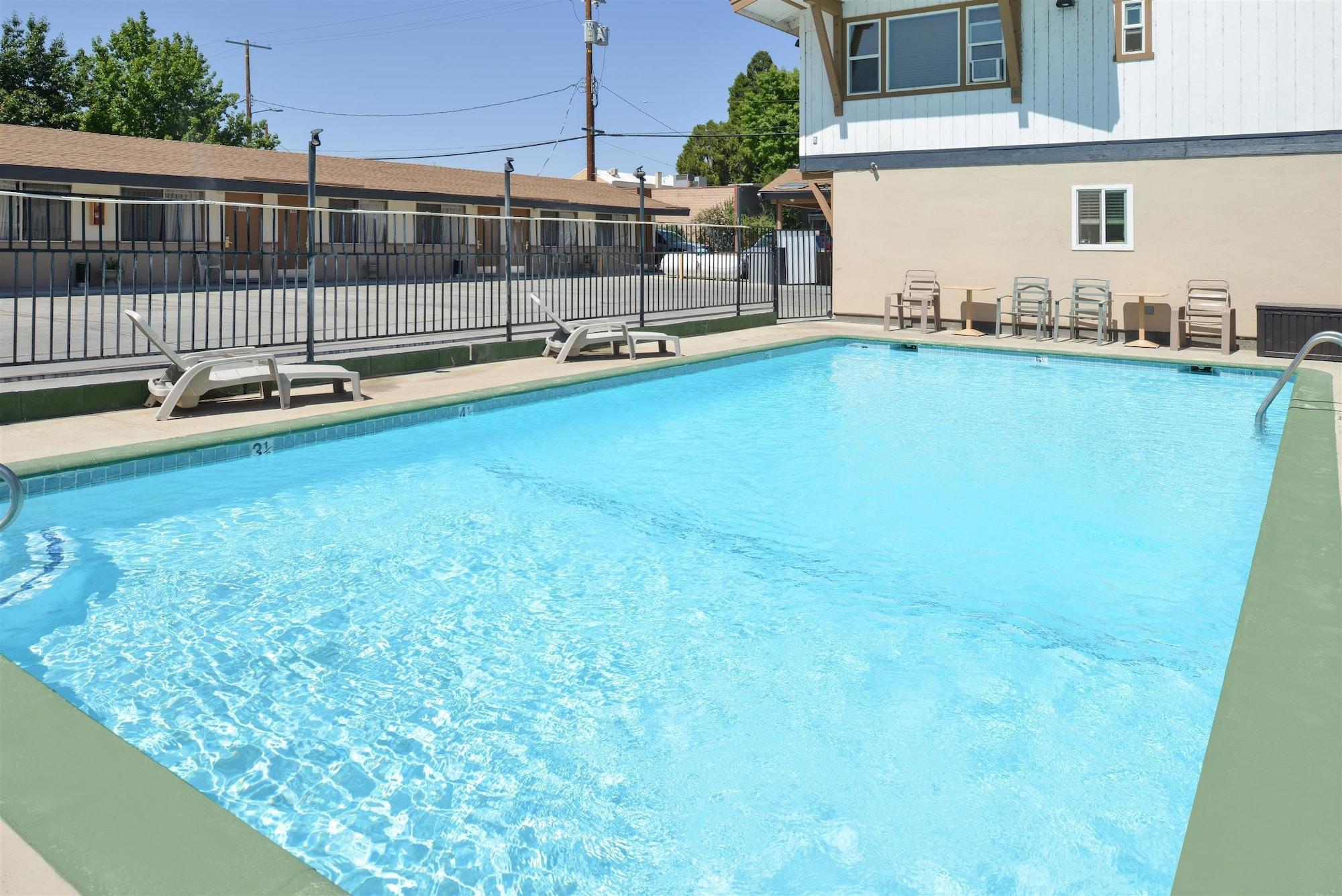 Americas Best Value Inn Bishop 22/32
