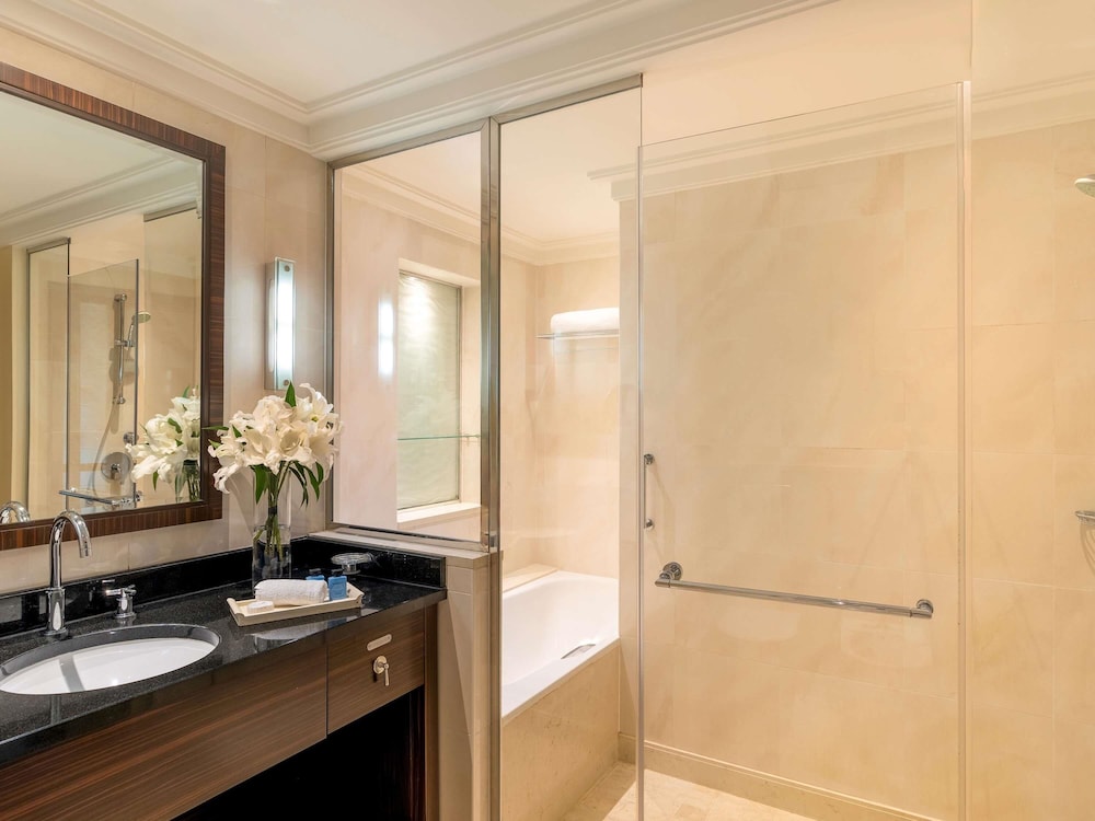 فندق موڤنبيك الخُبر(Movenpick Hotel Al Khobar) 78/80