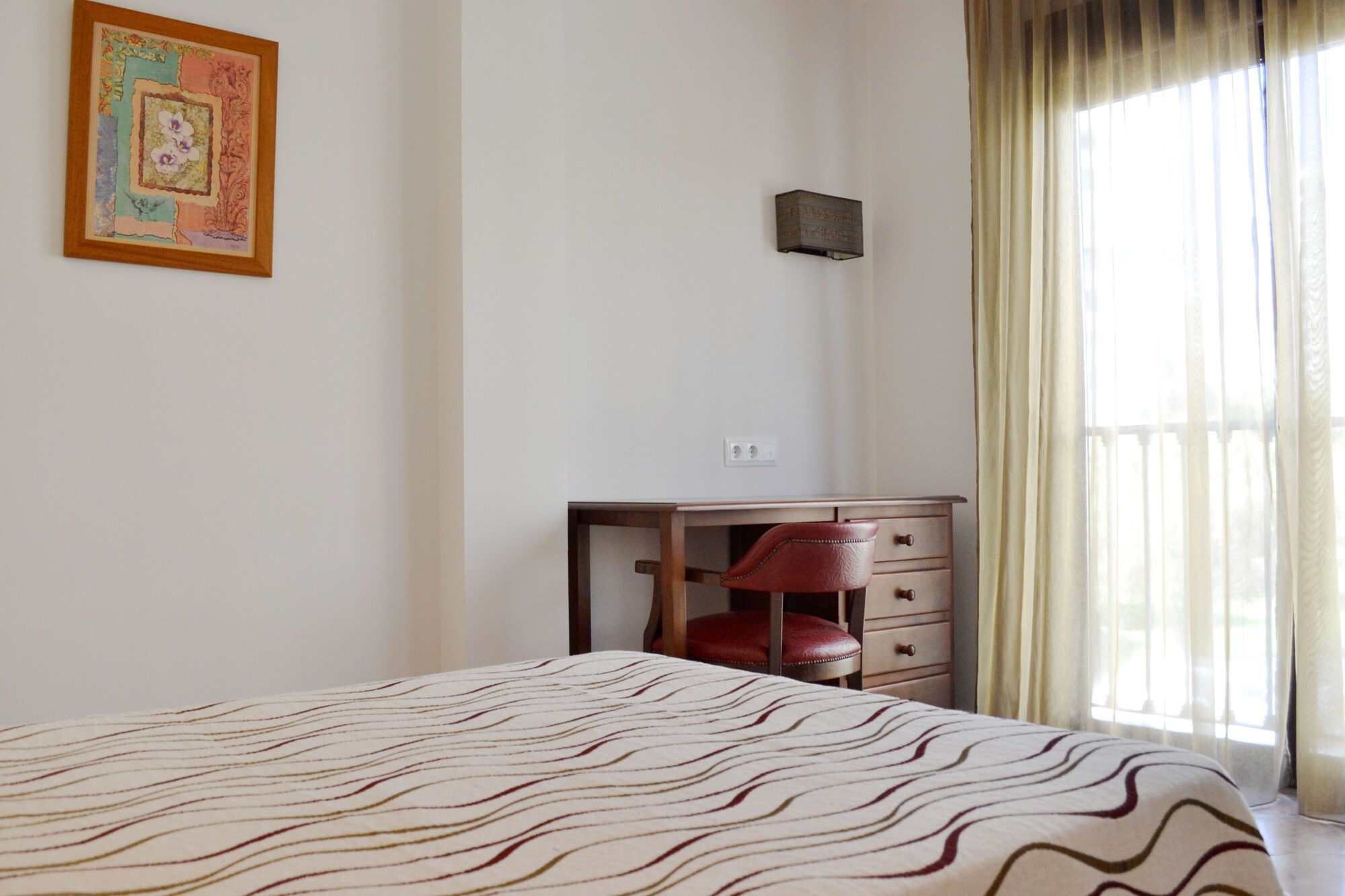 ROOM, SINGLE, DOUBLE BED