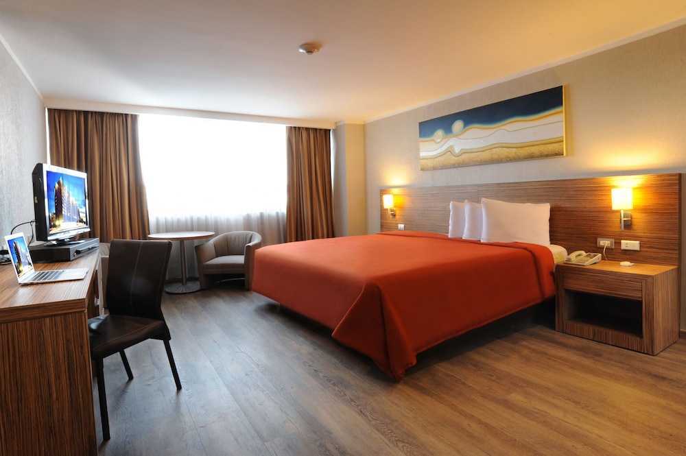 Benidorm 15/50