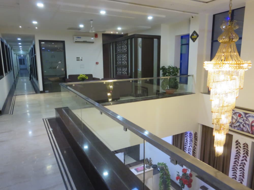 Hotel Madhushrie 16/50