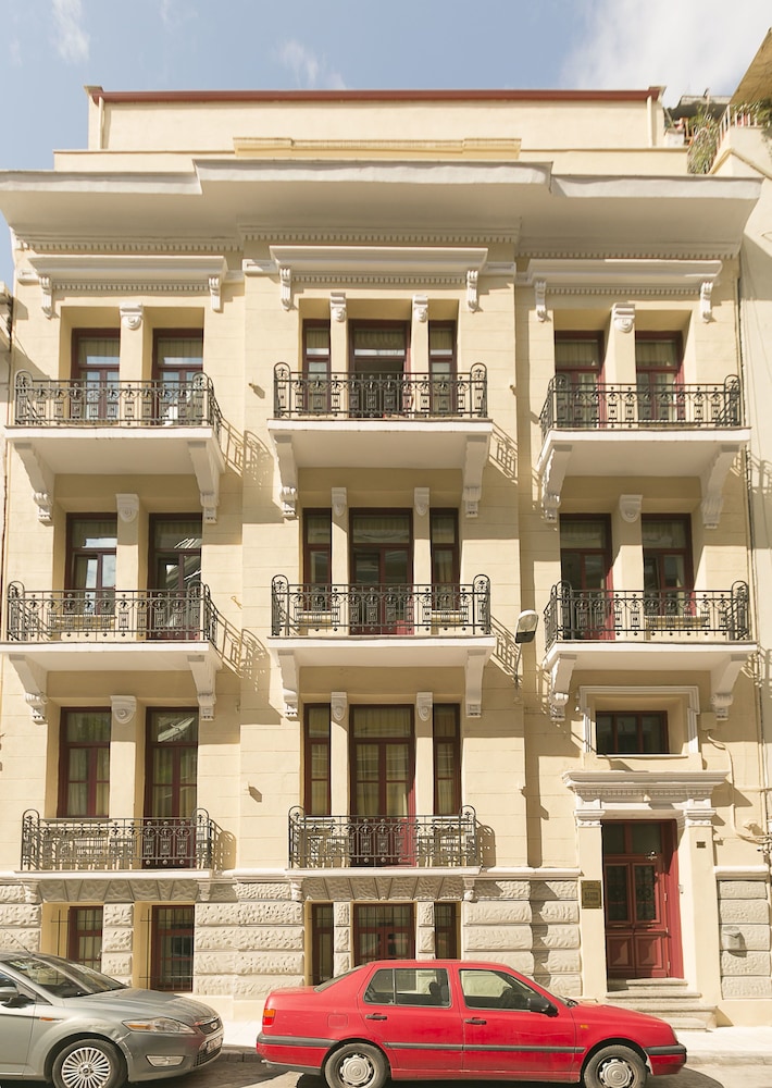 Gatto Perso Luxury Apartments 2/50