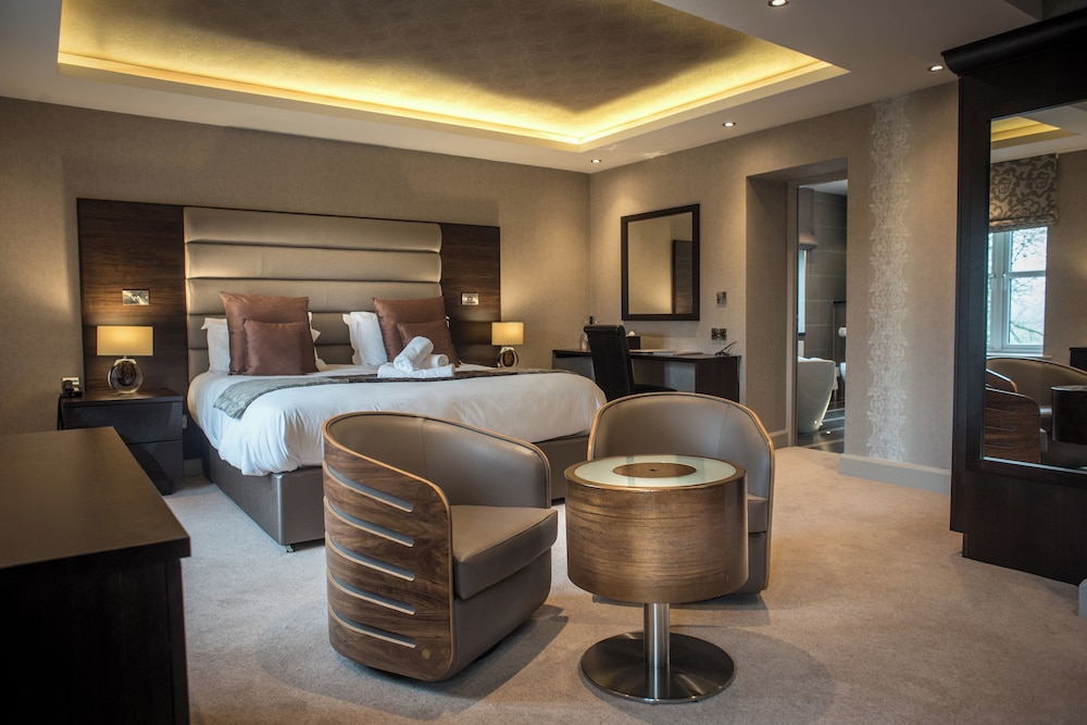 Superior, Cottage, Suite, King Bed