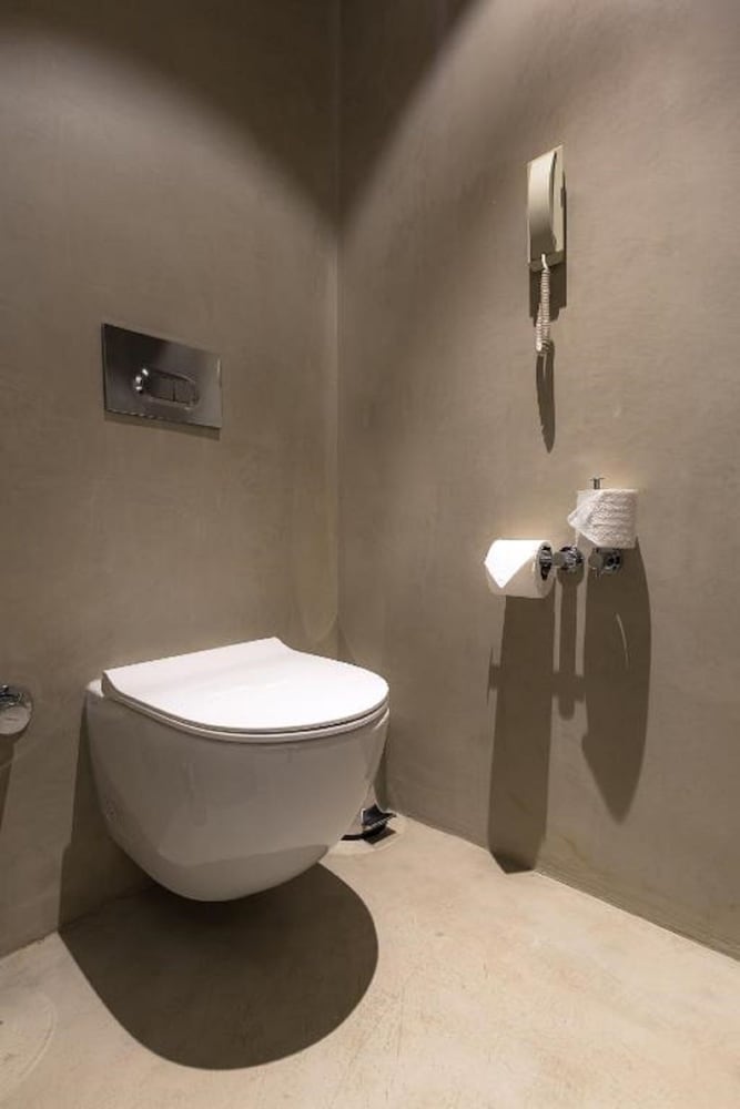 Omm Inn Hotel 47/47
