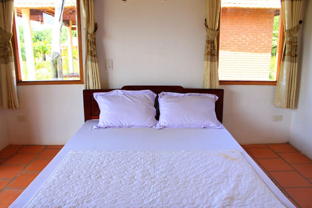 Vung Bau Resort 16/66