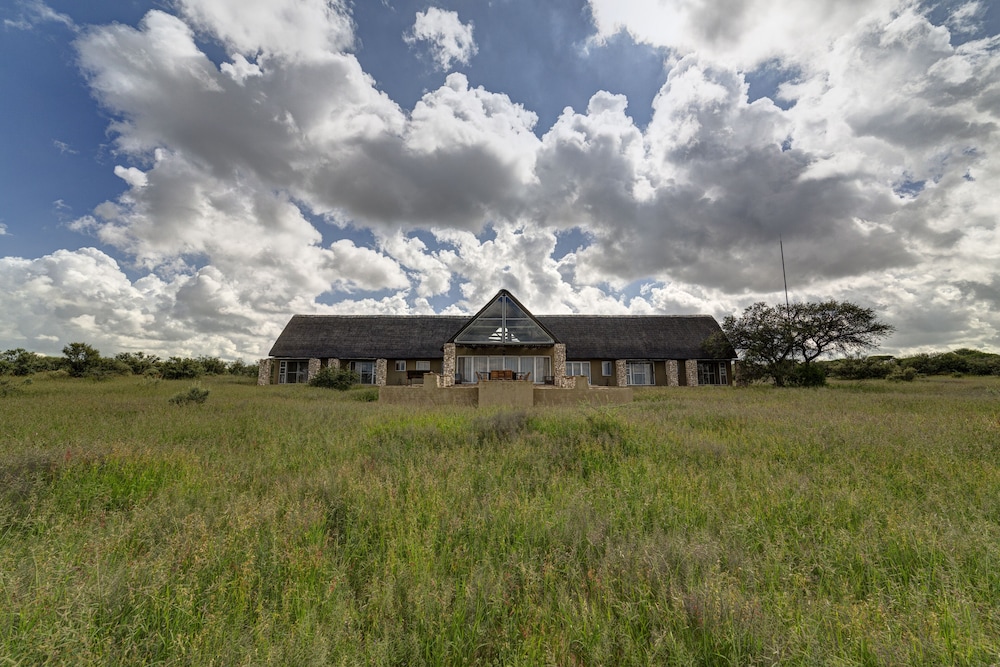 Naankuse Lodge 57/65