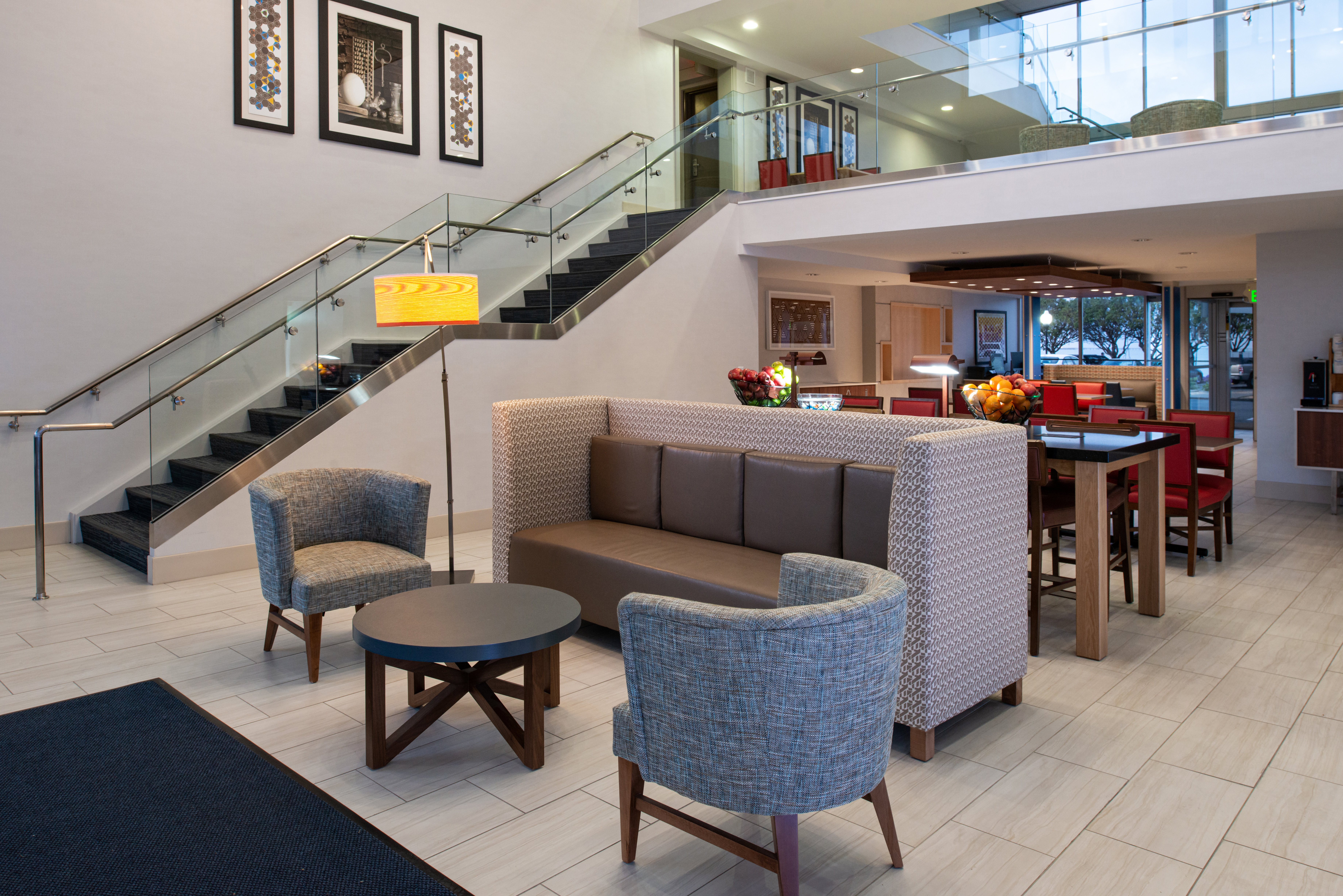 Holiday Inn Express San Francisco Airport South 33/52