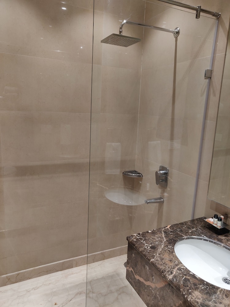 Hotel Maple Grand 25/28