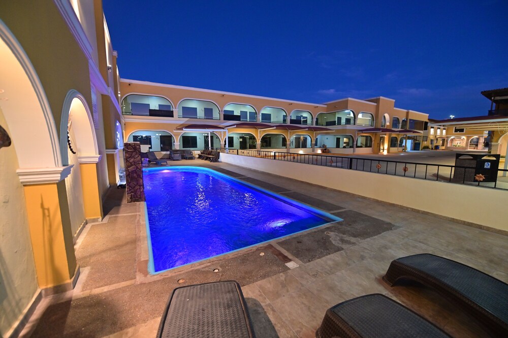 Hotel San Ignacio Inn 19/40