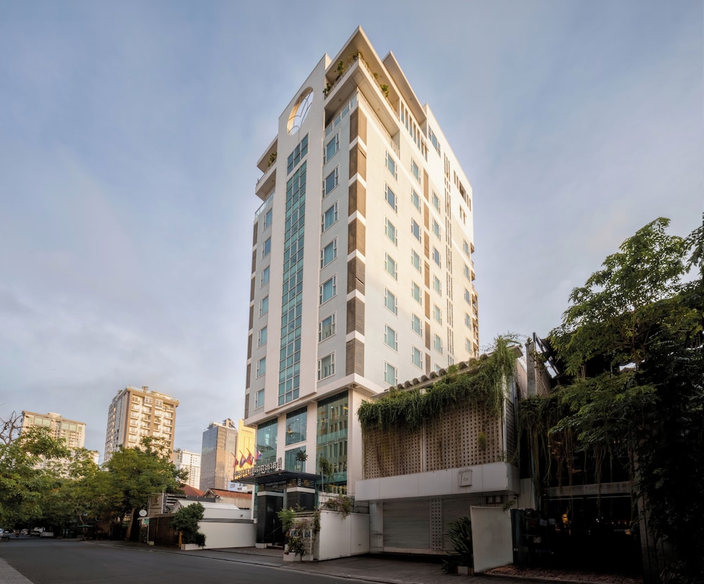 Phnom Penh Katari Hotel 4/73