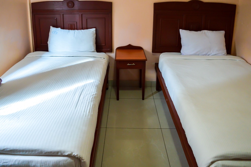 Global Palace Hotel 13/43