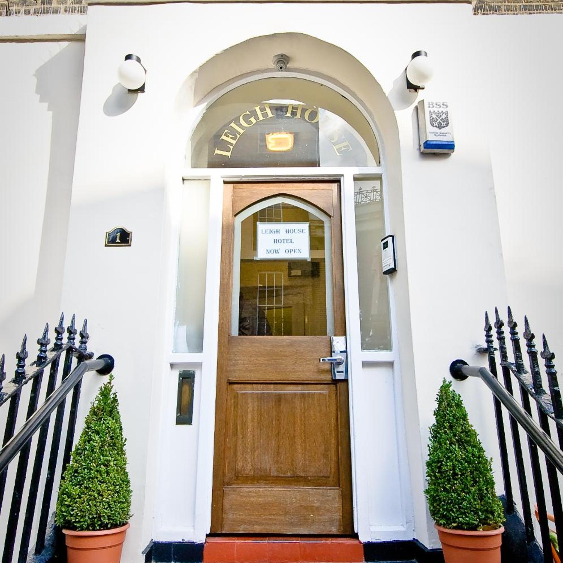 Leigh House Hotel 3/33