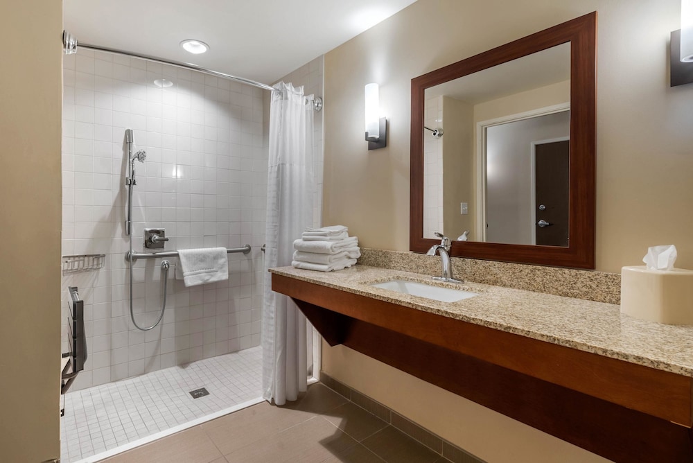 Comfort Suites Denver Near Anschutz Medical Campus 14/30