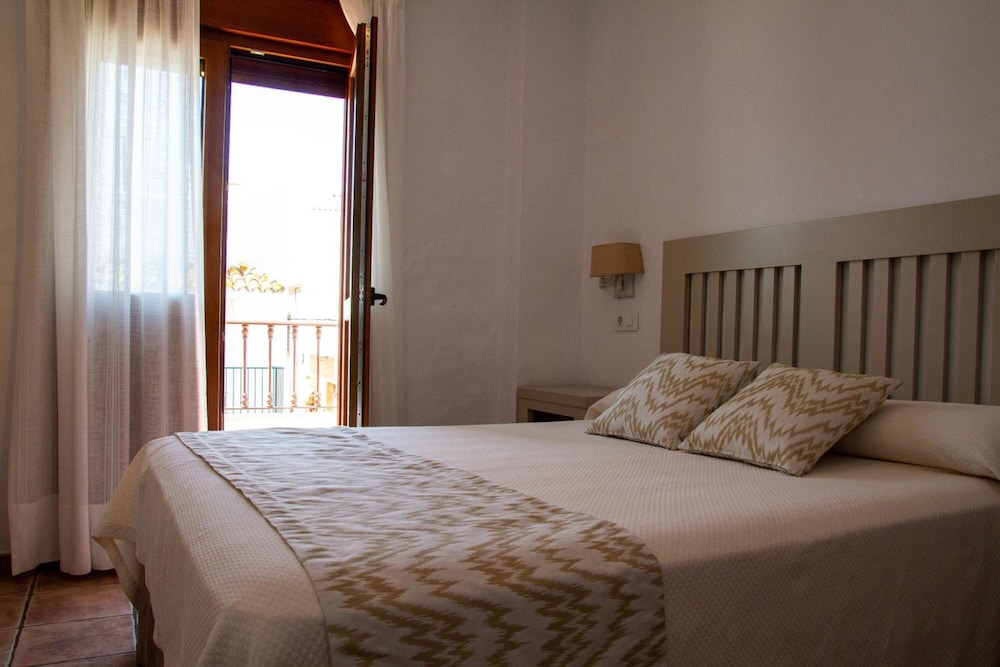 Hotel Almadrabeta 19/50