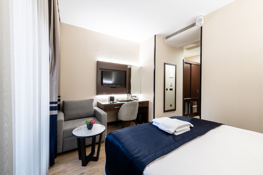 Aprilis Deluxe Hotel 16/50