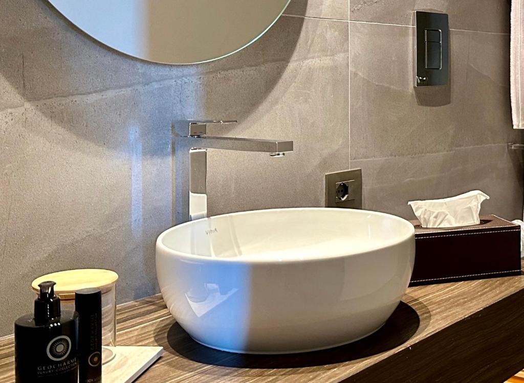 غرفة قياسية بسرير مزدوج أو سريرين منفصلين، Palazzo Liberty Unique Hotel 4/4