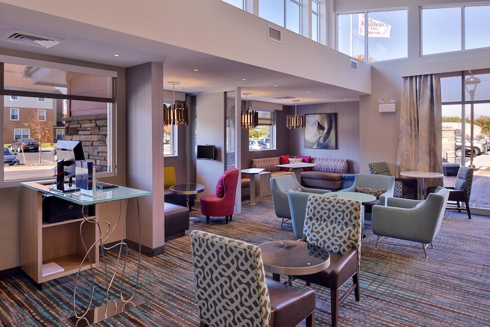 RESIDENCE INN EAST LANSING 24/36