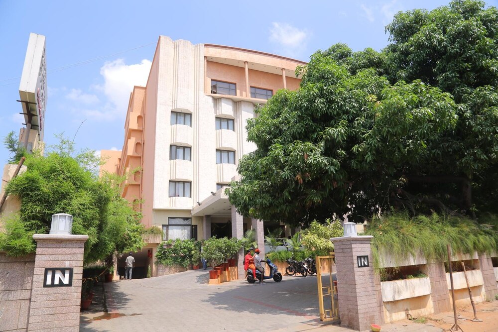 Hotel Surguru 52/60