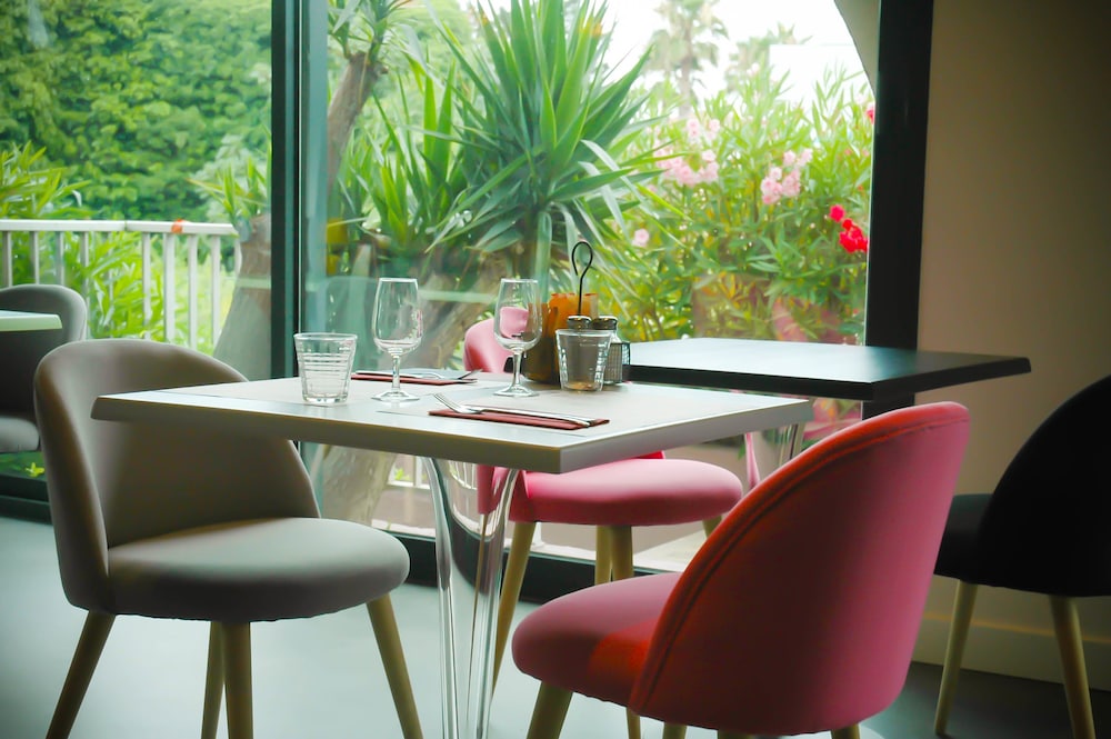 Ibis Styles Frejus Saint-Raphael 59/72