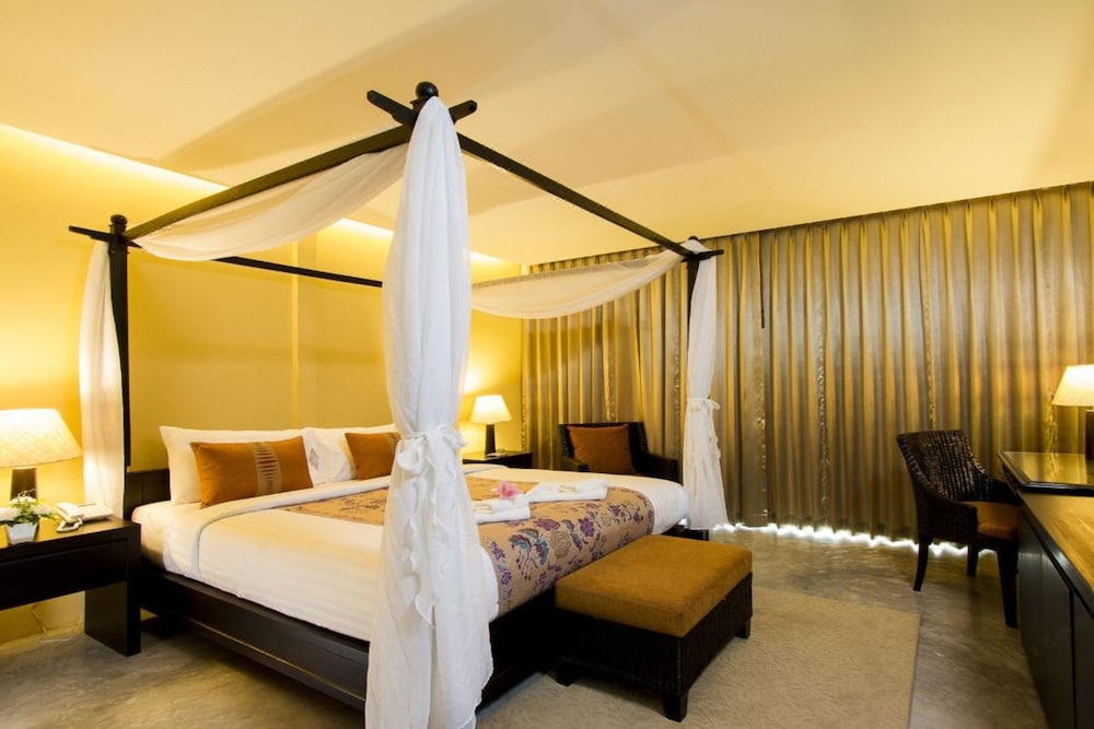 Baan Phuanda Phuket 26/79