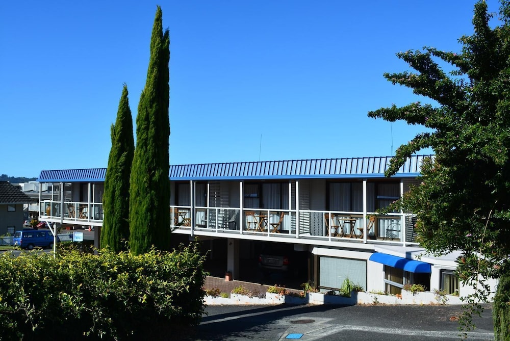 Austria Motel 6/63