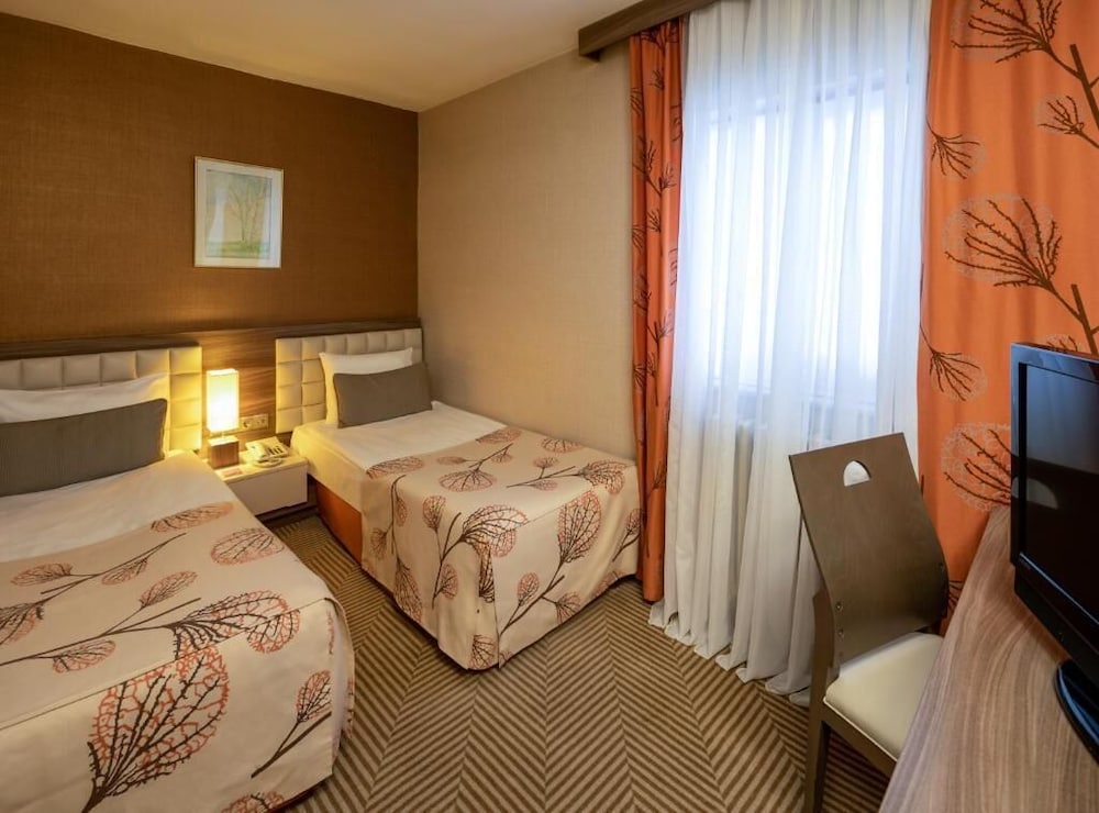 Dorukkaya Ski & Mountain Resort - All Inclusive 10/50
