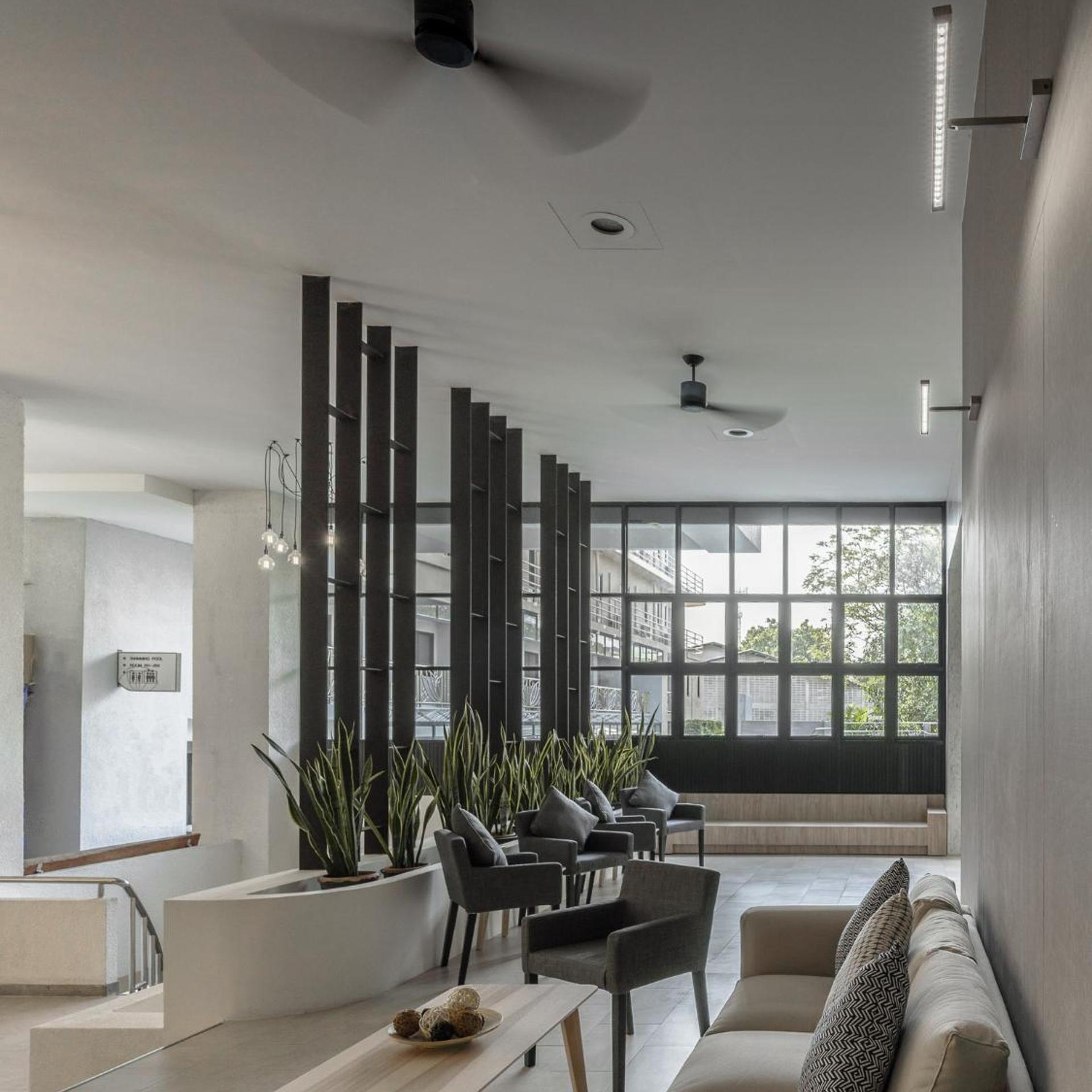 Carnation Residence 45/50