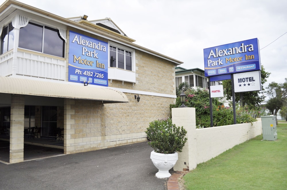 ALEXANDRA PARK MOTOR INN 2/65