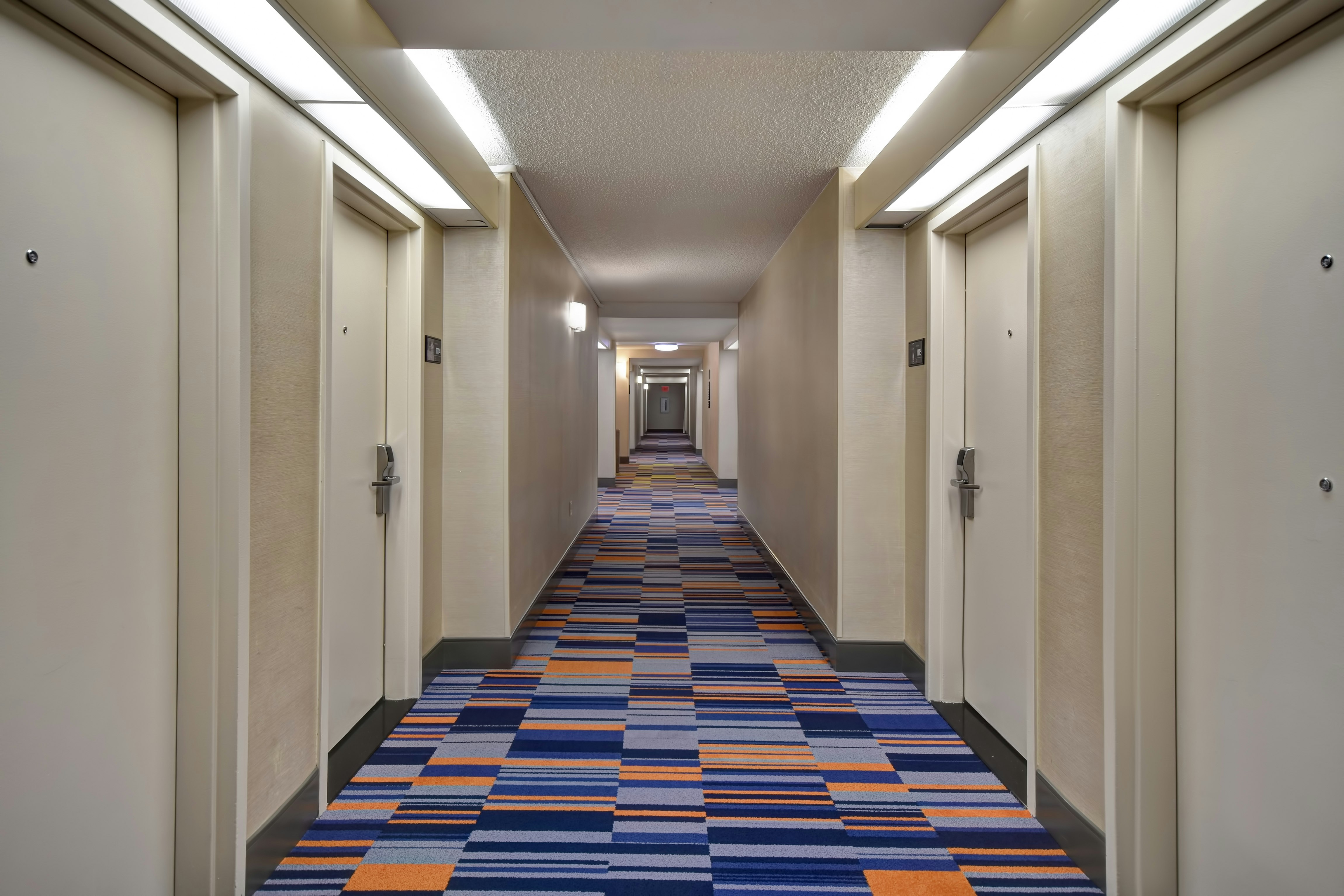 Hampton Inn NY-JFK photo3