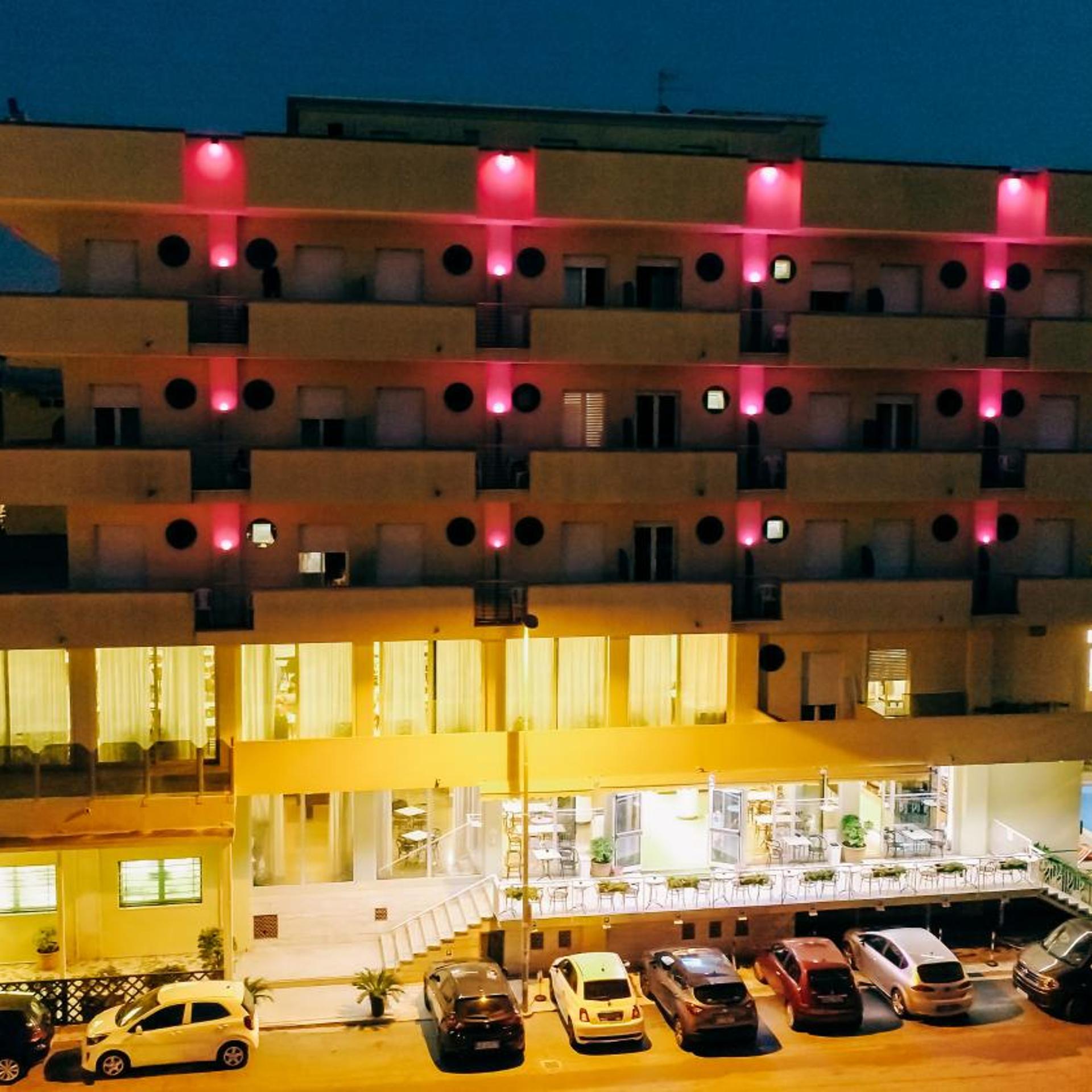 Hotel Beverly 3/49