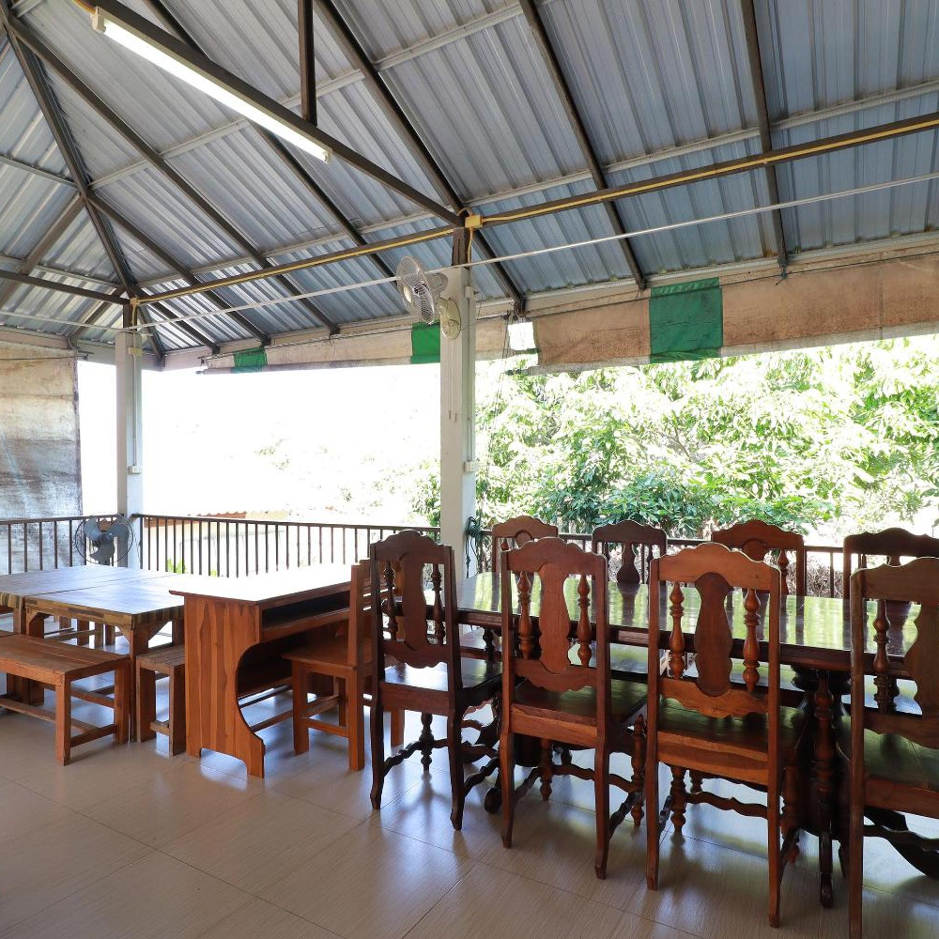 OYO 553 Kongsup Resort 33/41