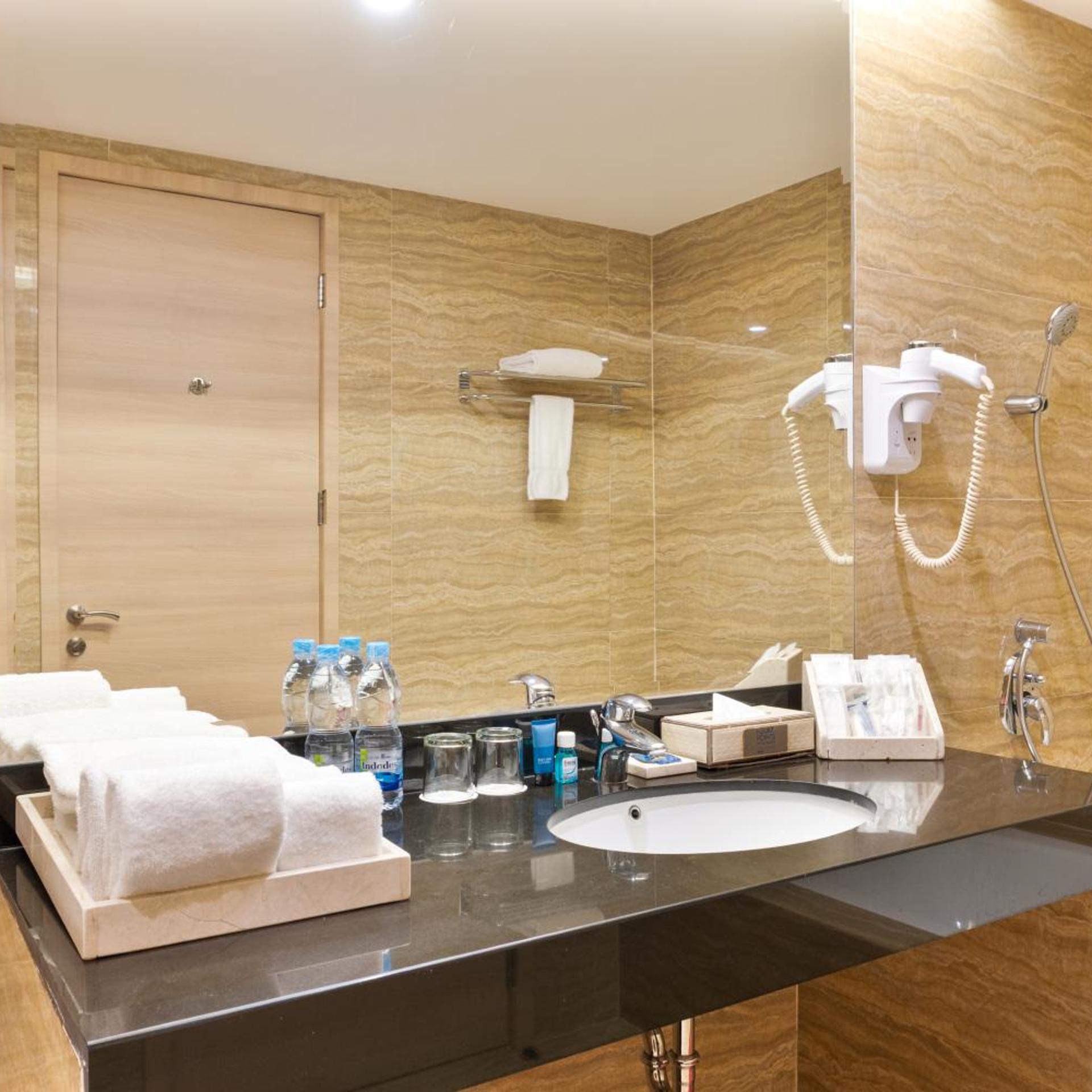 جناح غراند، FOUR POINTS BY SHERATON MEDAN 4/7