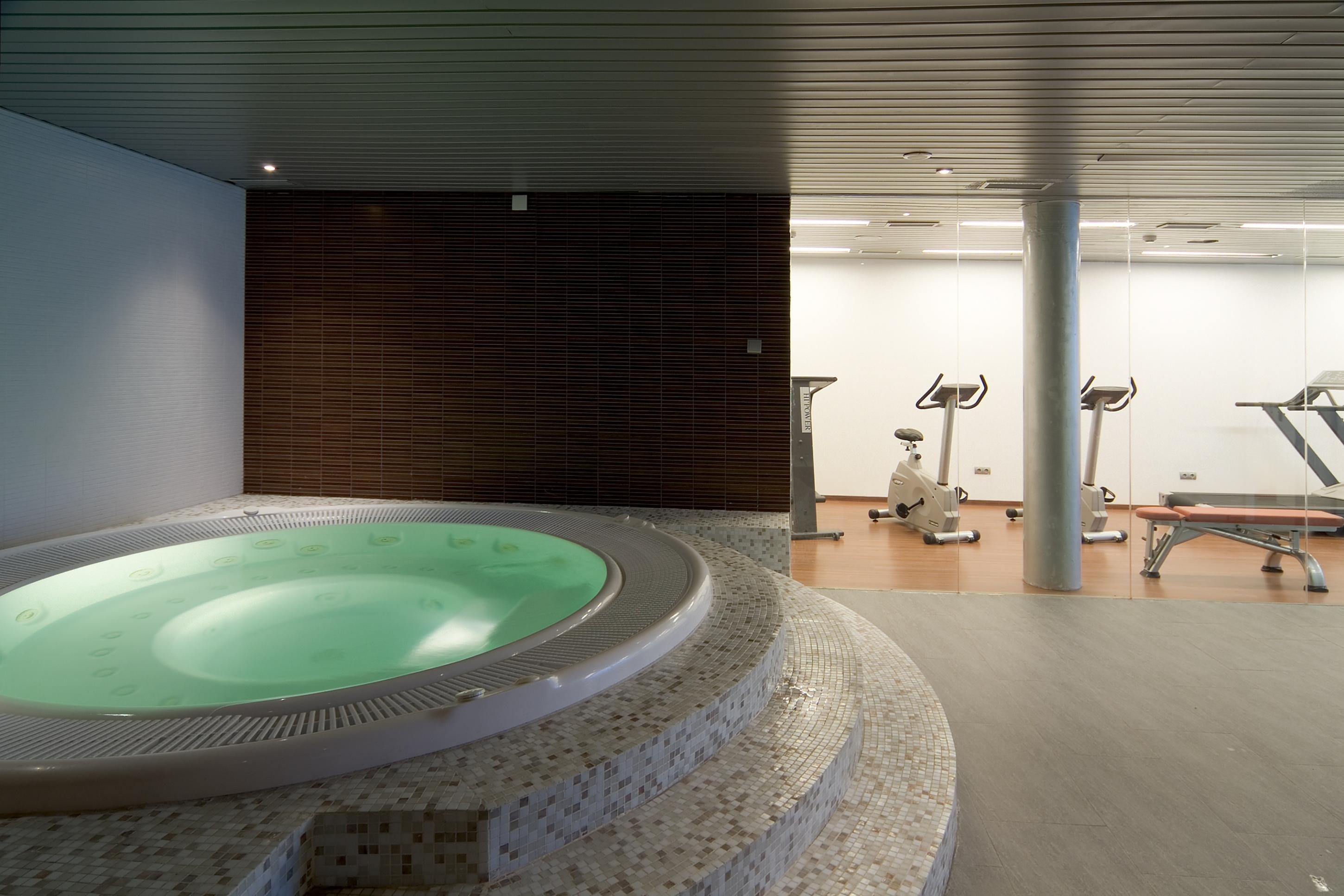 Magnolia Hotel - Adults Only 24/49